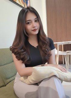 Selly good full massage service - puta in Jakarta Photo 3 of 7