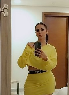 Selma - escort in Dubai Photo 6 of 7