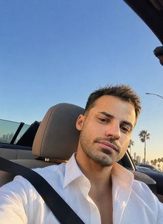 SELMAN TÜRKİŞ - Male escort in Riyadh Photo 10 of 10