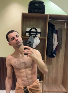 SELMAN TÜRKİŞ - Male escort in Riyadh Photo 12 of 16