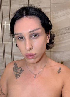 Sem from Russia 1 time in Jeddah - Male escort in Jeddah Photo 1 of 22