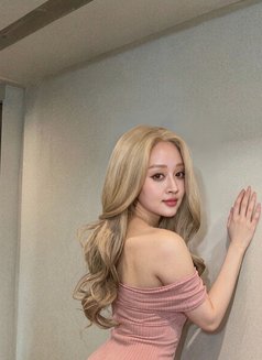 Sena - escort in Hanoi Photo 2 of 11