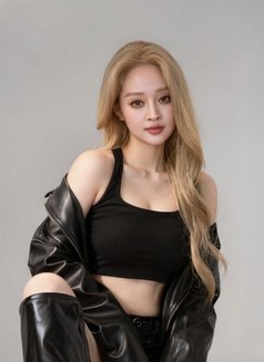 Sena - escort in Hanoi Photo 4 of 11