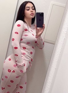 Sena - puta in Buraidah Photo 4 of 4