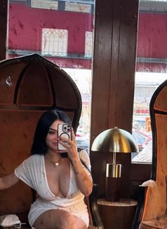 Sena - escort in İstanbul Photo 5 of 6