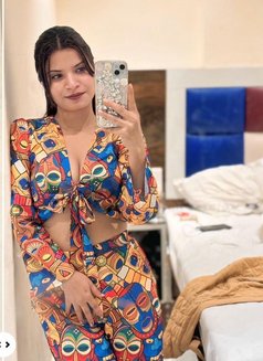 Senal - escort in Thiruvananthapuram Photo 1 of 2