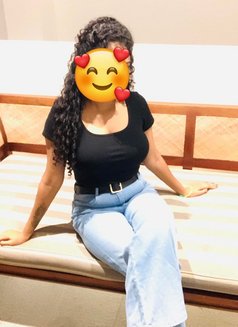 Senara - escort in Colombo Photo 6 of 6