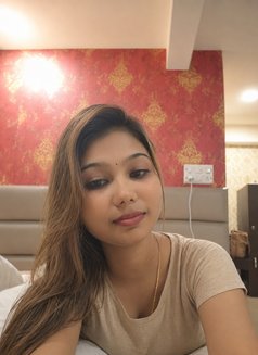 Senha Indipendenthot Call Girl - puta in Ahmedabad Photo 1 of 5