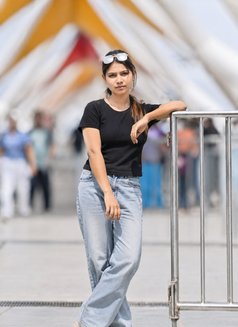 Senha Indipendenthot Call Girl - puta in Ahmedabad Photo 3 of 5