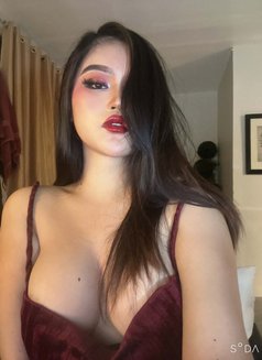 Senia - escort in Manila Photo 1 of 3