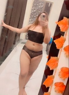 Sensational Soniya - escort in Mumbai Photo 4 of 9