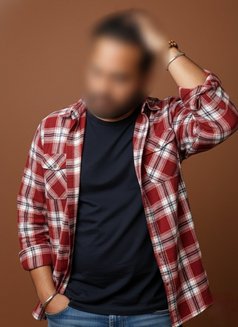 Sensual Gay Masseur for Male - Male escort in Chennai Photo 3 of 3