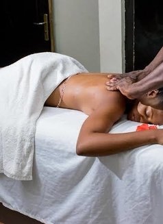 Sensual Masseur - masseur in Cape Town Photo 3 of 4