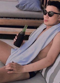 Sensual Naked Massage - Acompañantes masculino in Bali Photo 1 of 6