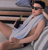 Sensual Naked Massage - Acompañantes masculino in Bali Photo 1 of 6