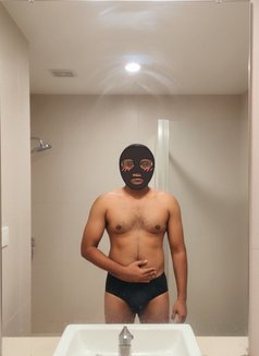 Sensual Touch By Chathura Perera - Male escort in Colombo Photo 9 of 16