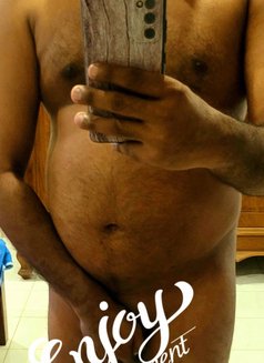 Sensual Touch By Chathura Perera - Male escort in Colombo Photo 7 of 9