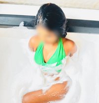 Senuri Modeling Girl 23yrs - escort in Colombo