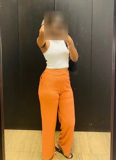 Senuri 22 Yrs - escort in Colombo Photo 7 of 11
