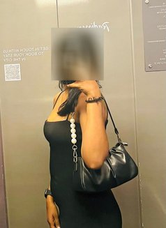 Senuri 22 Yrs - escort in Colombo Photo 11 of 11