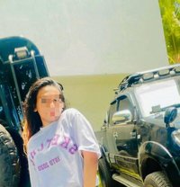 Senuri - escort agency in Colombo