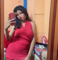 Senuri Gfe - puta in Colombo