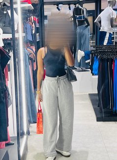 Senuri Gfe - escort in Colombo Photo 11 of 17