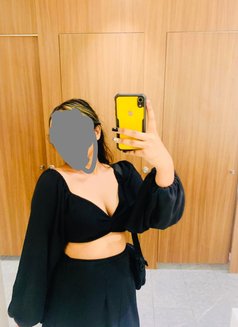 Senuri Office Girl - escort in Colombo Photo 7 of 8