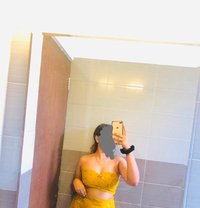 Senuri Office Girl - escort in Colombo
