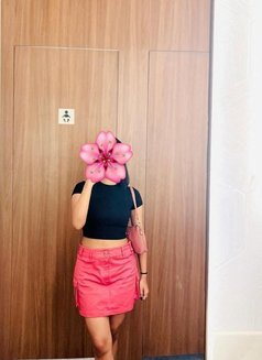 Senuri - escort in Colombo Photo 2 of 7