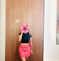 Senuri - escort in Colombo