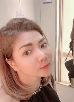 Seon-Ah sweet-horny GFE - puta in Bangkok Photo 15 of 16