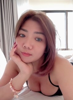 Seon-Ah sweet-horny GFE - puta in Bangkok Photo 16 of 16