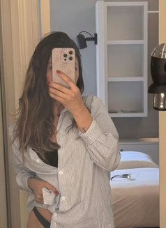 Sephora - escort in Bordeaux Photo 1 of 2