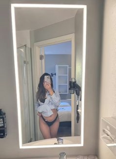 Sephora - escort in Bordeaux Photo 2 of 2