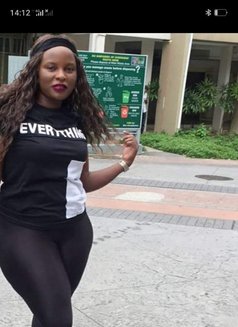 Sera28 - puta in Nairobi Photo 1 of 1