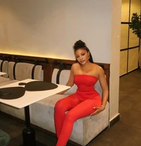 Serah - escort in Gurgaon Photo 1 of 4