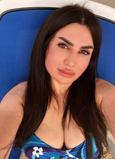 Seran - escort in Dubai Photo 8 of 8