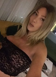 Serap Xxl - Acompañantes transexual in İstanbul Photo 2 of 7