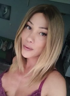 Serap Xxl - Acompañantes transexual in İstanbul Photo 7 of 7