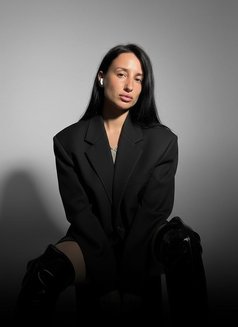 Seraphina - escort in Dubai Photo 5 of 6