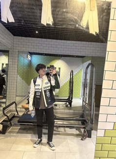 🇷🇸Serbian Twink William Available Now - Male escort in Riyadh Photo 8 of 17