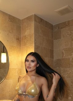 Sereenzeen - Masajista in Dubai Photo 8 of 11