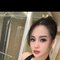 Seren - escort in Dammam Photo 3 of 5