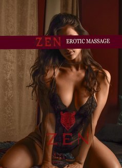 Serena - escort in Barcelona Photo 1 of 6