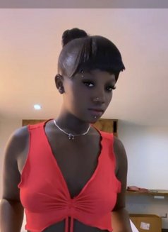 Serena Miles - escort in Bangkok Photo 4 of 7
