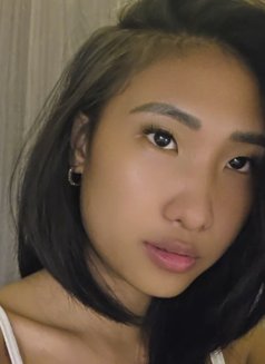 Serene 🤎 Natural Filipina Beauty - puta in Bangkok Photo 10 of 10