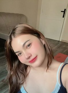 Serene - masseuse in Jeddah Photo 2 of 5