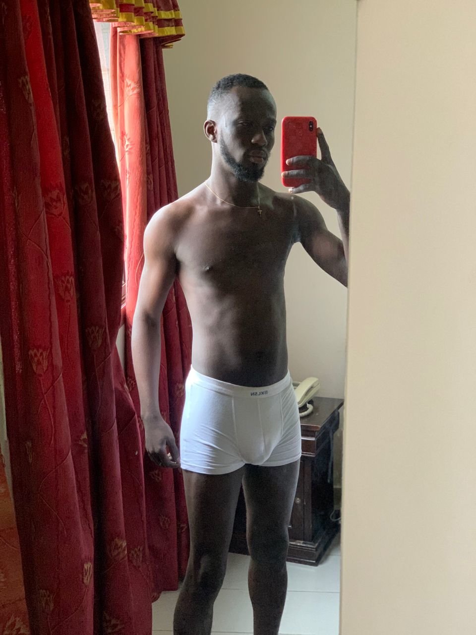 Serge, Ivorian Male escort in Abidjan