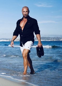 Sergio - Male escort in Ibiza Photo 1 of 3